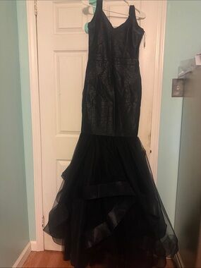 Fashion Nova Black Mermaid Tulle Gown